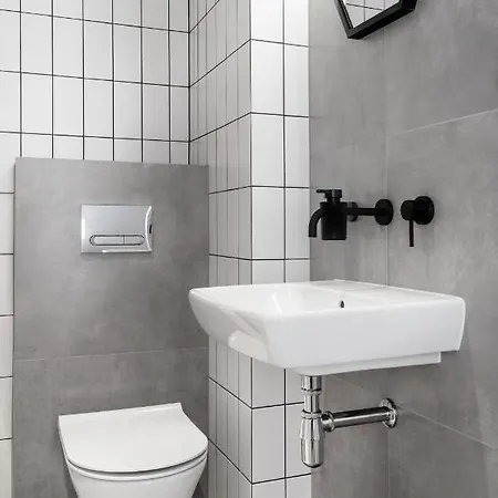 HOUSEHOST Apartament: ul. Miodowa 42/42b-3